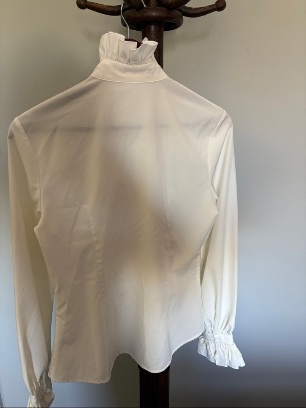 Ivory Ruffled Button-Front Blouse - Picture 4 of 6